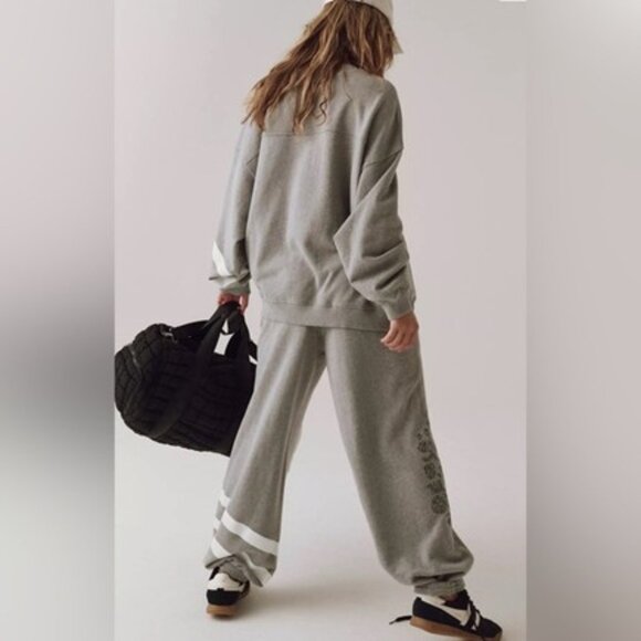 NWT Free People Movement All Star Logo Pants in Grey - Size XS - Picture 4 of 11